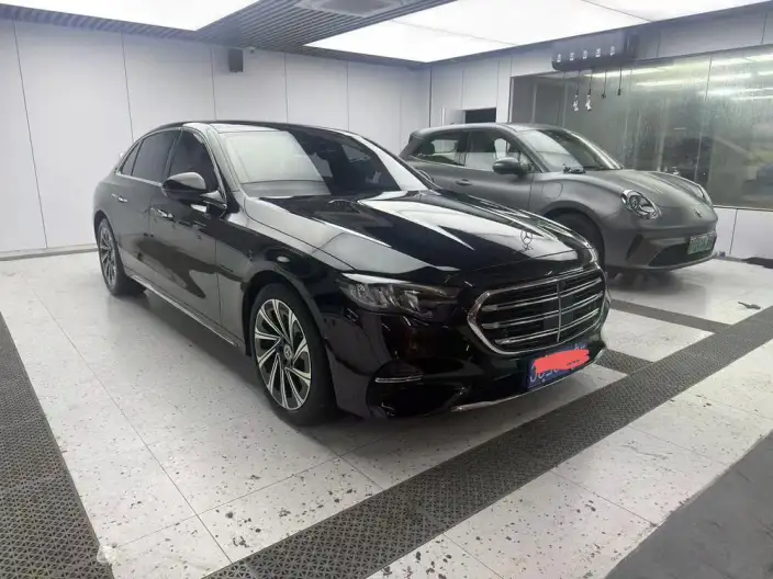 Mercedes-Benz E-Class 2024 Model E 300 L Luxury Model sedan – фото 3