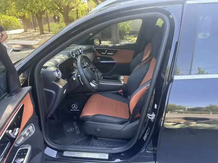 Mercedes-Benz GLC 2024 Model Facelift GLC 300 L 4MATIC Dynamic Model 5 seat – фото 10