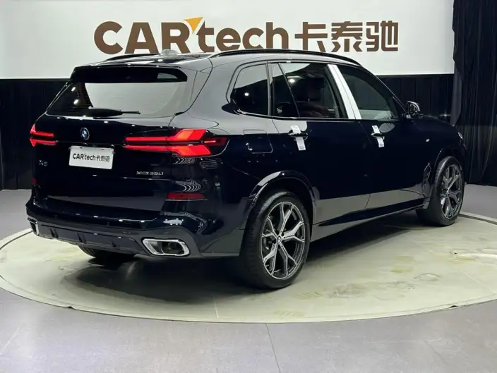 BMW X5 2026 Model xDrive30Li Exclusive Model M Sports Night Set – фото 6