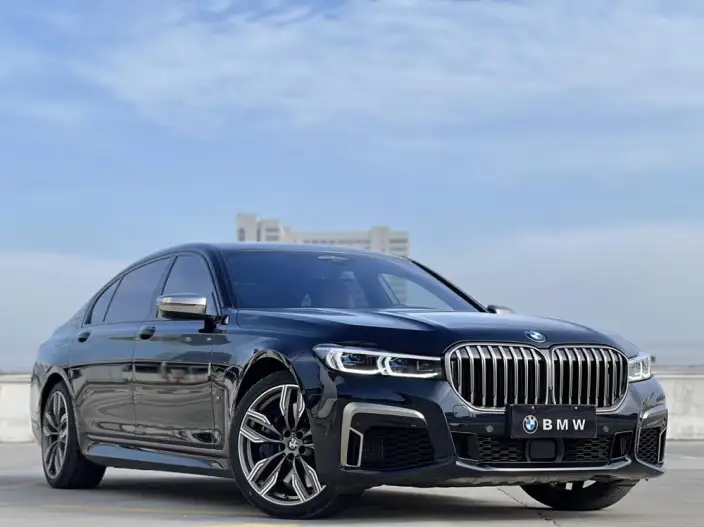 BMW 7 Series 2019 Model M760Li xDrive V12 Sports Set – фото 3