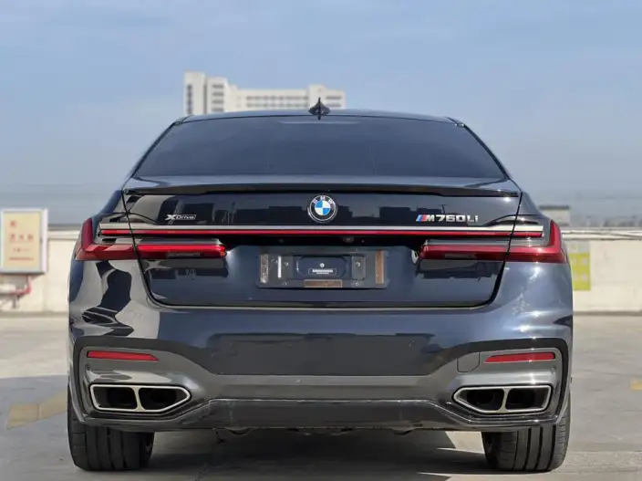 BMW 7 Series 2019 Model M760Li xDrive V12 Sports Set – фото 5