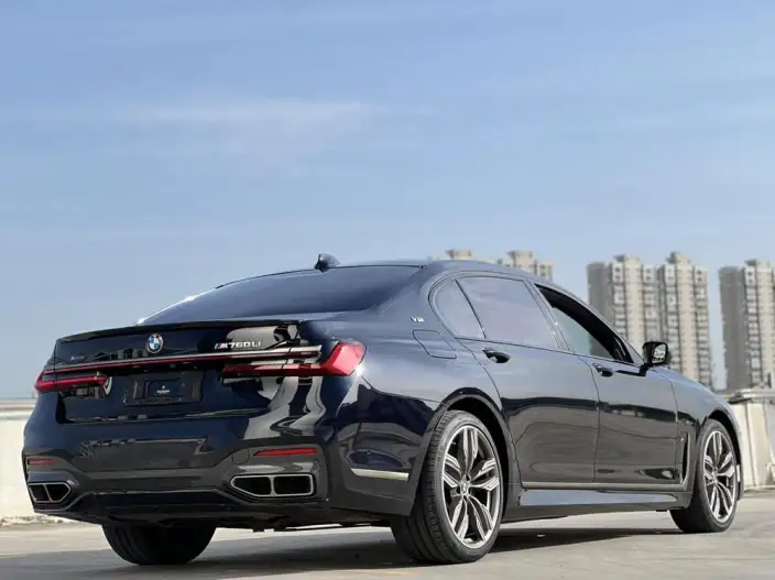 BMW 7 Series 2019 Model M760Li xDrive V12 Sports Set – фото 6