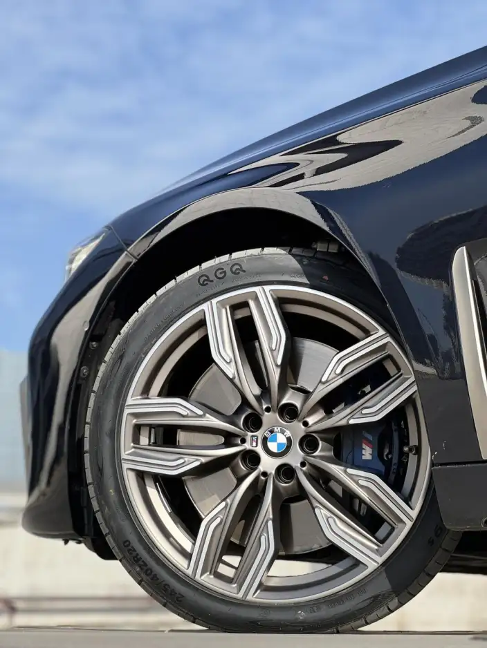 BMW 7 Series 2019 Model M760Li xDrive V12 Sports Set – фото 8