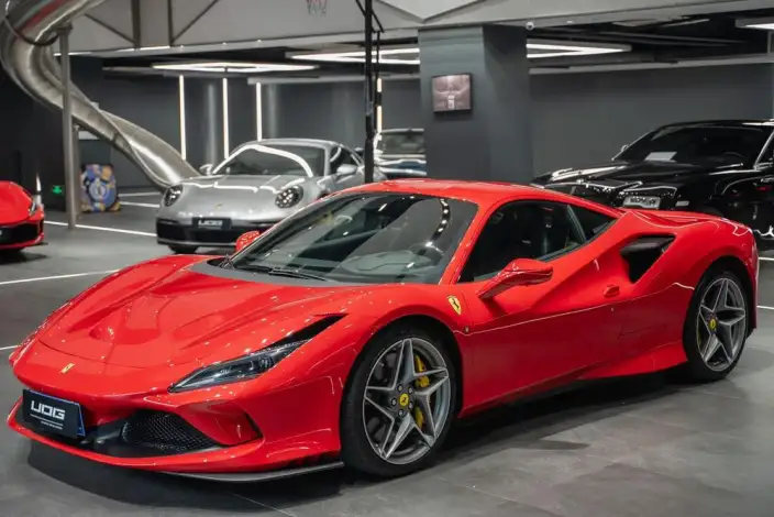 Ferrari F8 2019 Model Tributo 3.9T V8