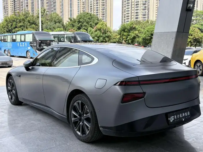 XPeng P7 2022 Model 670E+ – фото 5