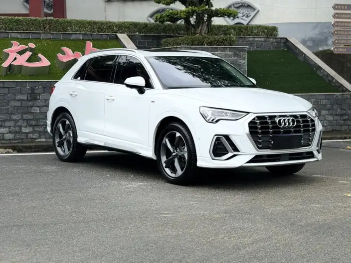 AUDI Q3 2022 Model 35 TFSI Fashion Dynamic Model – фото 3