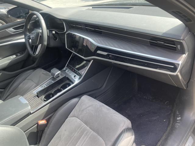 Audi A6L 2023 45 TFSI quattro Sportback – фото 23