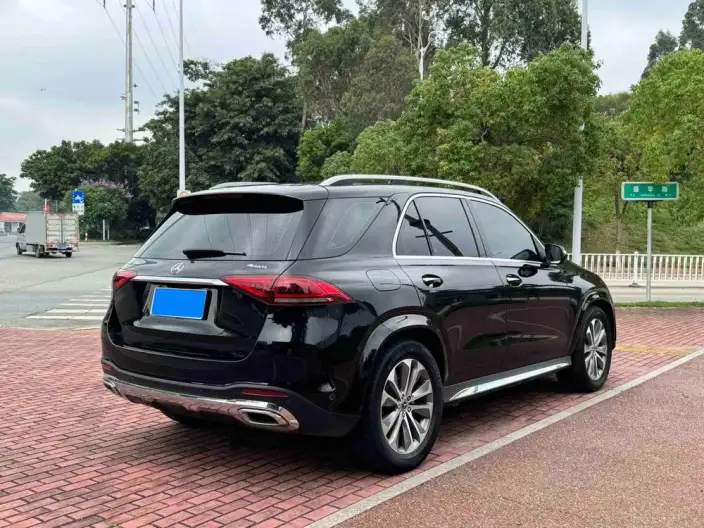 Mercedes-Benz GLE Imported 2022 Model GLE 350 4MATIC Fashion Model – фото 6