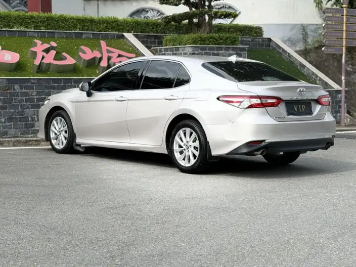 Toyota Camry 2022 Model 2.0G Deluxe Edition – фото 4