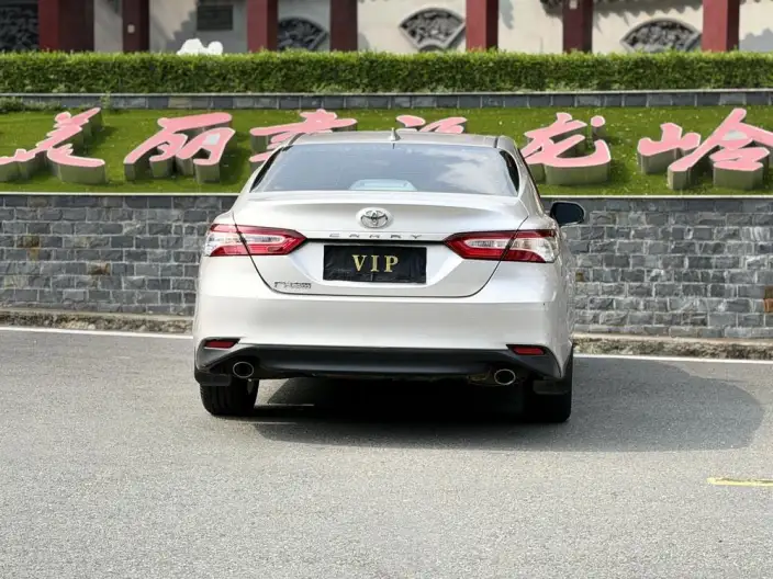 Toyota Camry 2022 Model 2.0G Deluxe Edition – фото 5