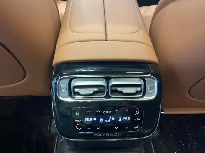 Mercedes-Maybach S-Class 2023 Model S 480 4MATIC – фото 7