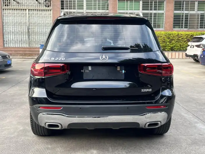 Mercedes-Benz GLB 2024 Model Facelift GLB 220 Dynamic Model – фото 6