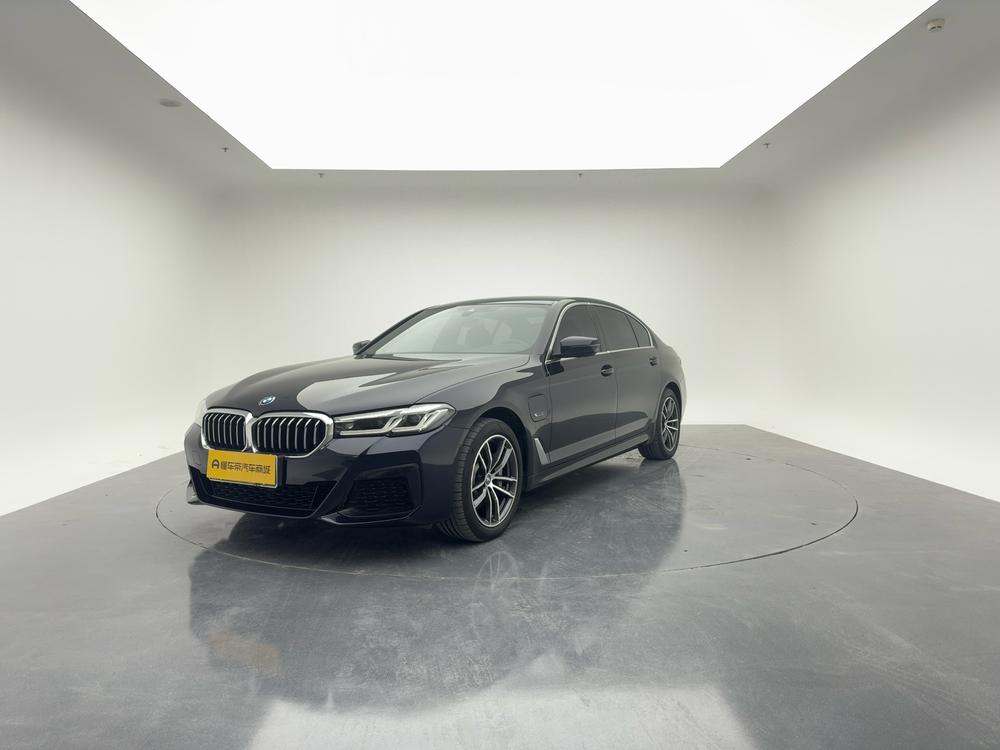 BMW 5 Series PHEV 2022 Modi f ied 535Le M Sport Package
