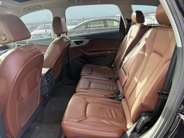 Audi Q7 2019 45 TFSI Comfort – фото 20