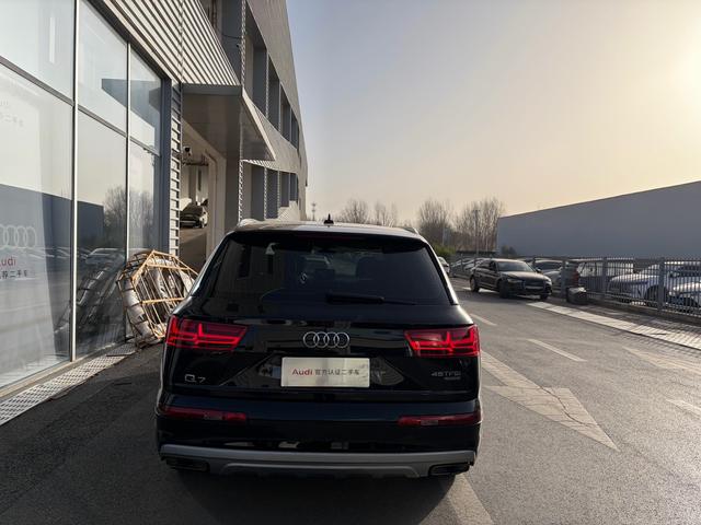 Audi Q7 2019 45 TFSI Comfort – фото 24