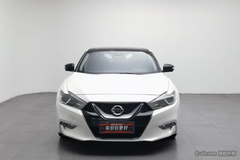 Nissan Cima 2016 2.5L XL Luxury