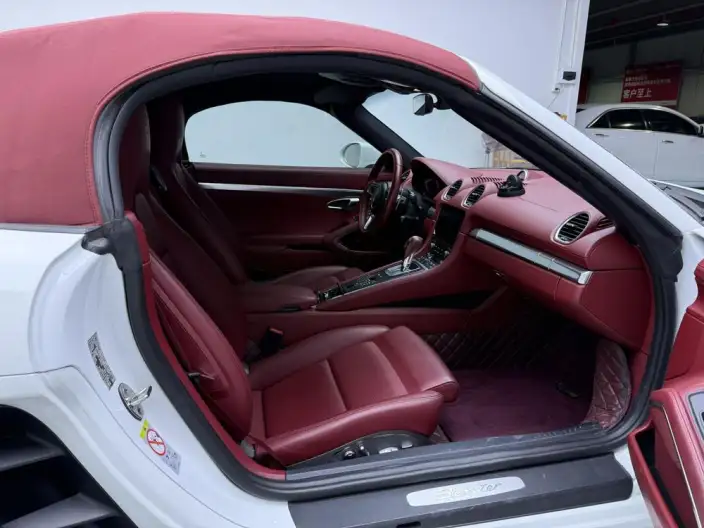 Porsche 718 2022 Model Boxster 2.0T – фото 10