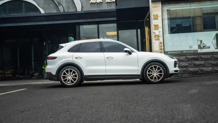 Cayenne 2019 Model Cayenne 3.0T – фото 5