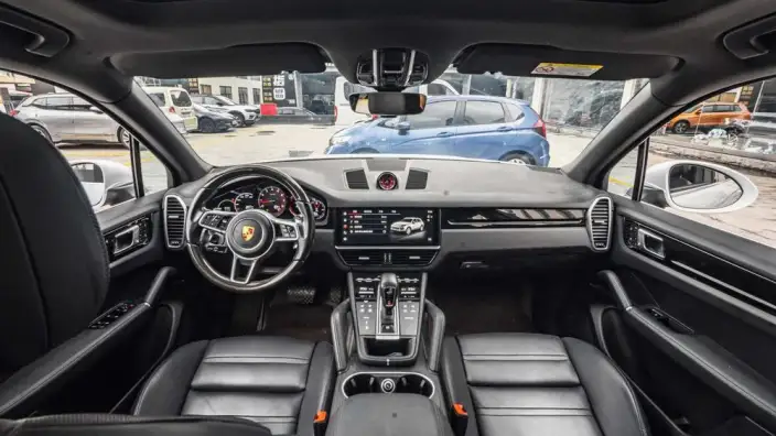 Cayenne 2019 Model Cayenne 3.0T – фото 6