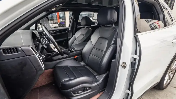 Cayenne 2019 Model Cayenne 3.0T – фото 9