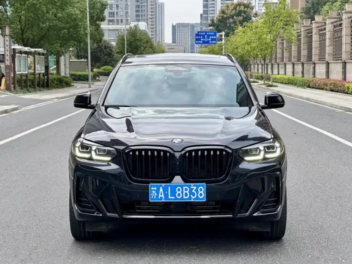 BMW X3 2023 Model xDrive30i Exclusive Model M Night Set – фото 2