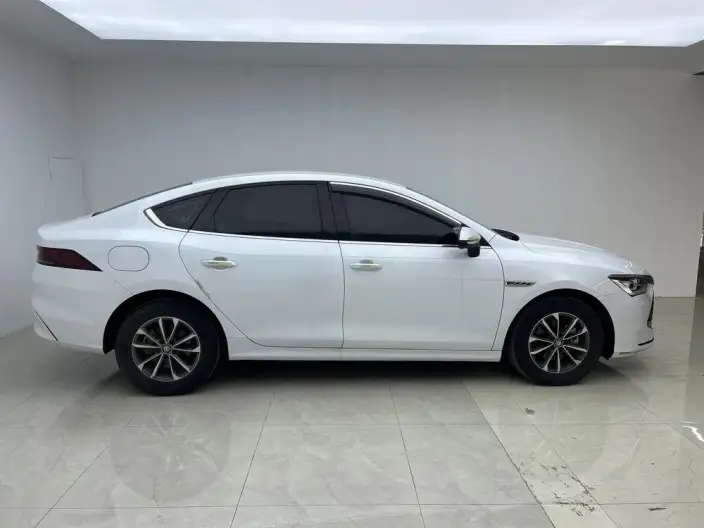 BYD Qin PLUS DM 2024 Model Honor Edition DM-i 55KM Leading Model – фото 8