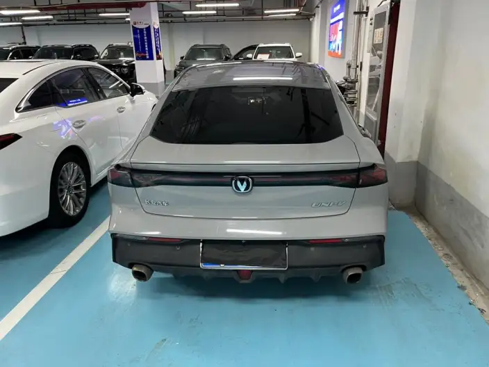 Changan UNI-V 2022 Model 1.5T Sports Edition – фото 5