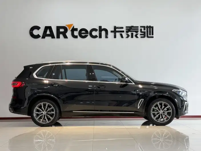 BMW X5 2022 Model Facelift xDrive 30Li Exclusive Model M Sports Set – фото 8