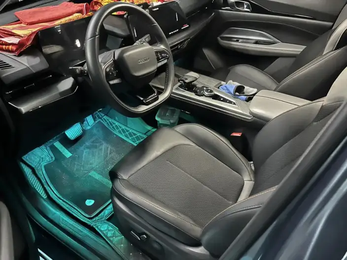 Changan Auchan Z6 2023 Model Blue whale 1.5T DCT Smart Enjoy Model – фото 10