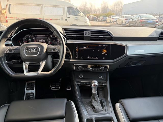 AUDI Q3 2023 35 TFSI Stylish Dynamic 1.5T – фото 19