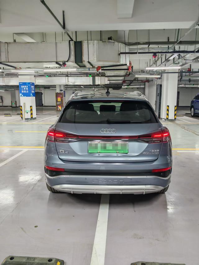 Audi Q4 e-tron 2023 40 e-tron Genesis Night – фото 21