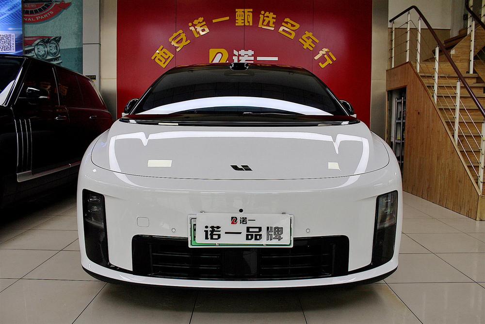 Li Auto i8 2025 Standard