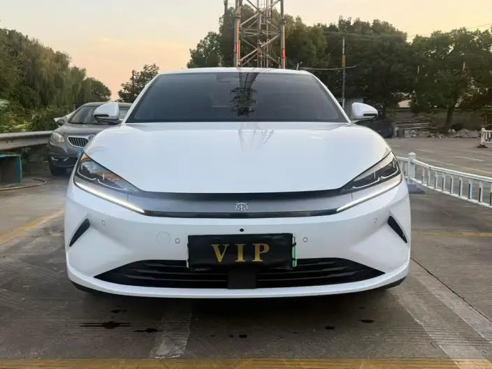 QinL EV 2025 Model 470KM Leading Model – фото 2