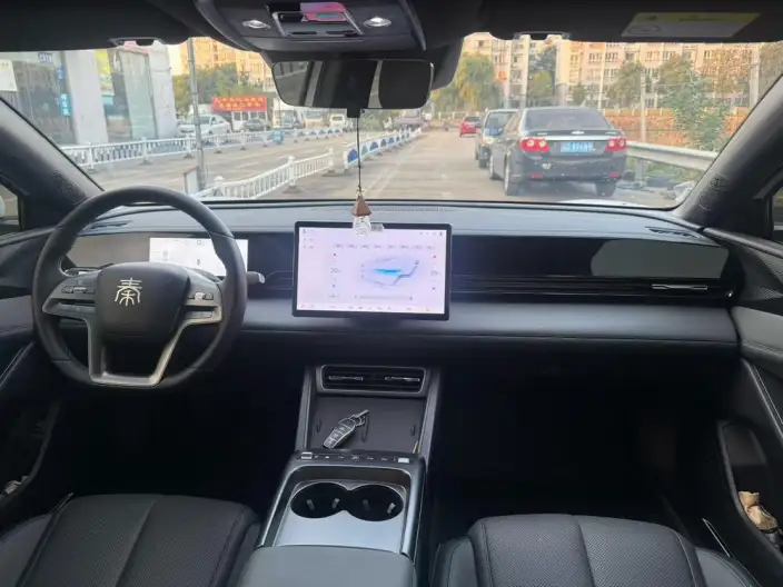 QinL EV 2025 Model 470KM Leading Model – фото 6