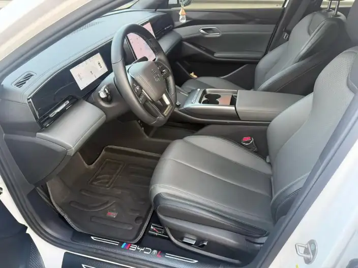 QinL EV 2025 Model 470KM Leading Model – фото 7