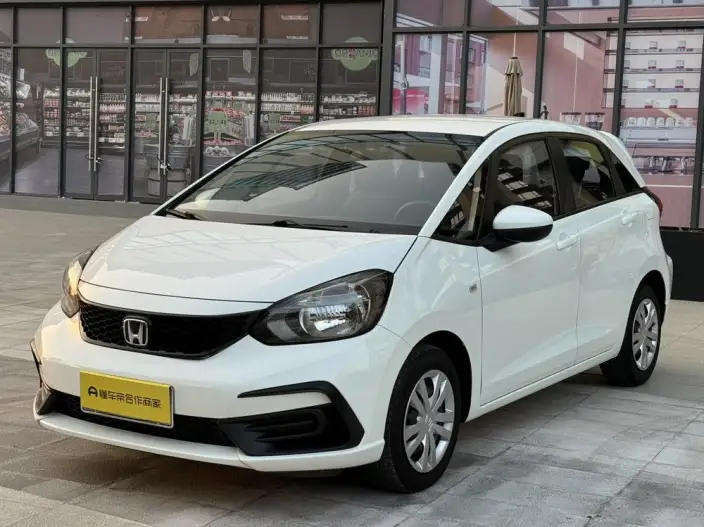 Honda Fit 2023 Model 1.5L CVT Tide Enjoy Edition – фото 1