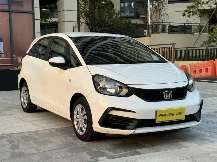 Honda Fit 2023 Model 1.5L CVT Tide Enjoy Edition – фото 3