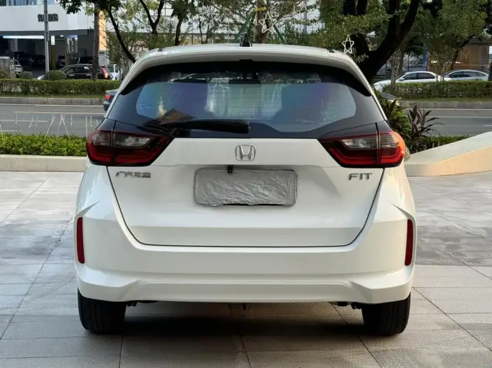 Honda Fit 2023 Model 1.5L CVT Tide Enjoy Edition – фото 5