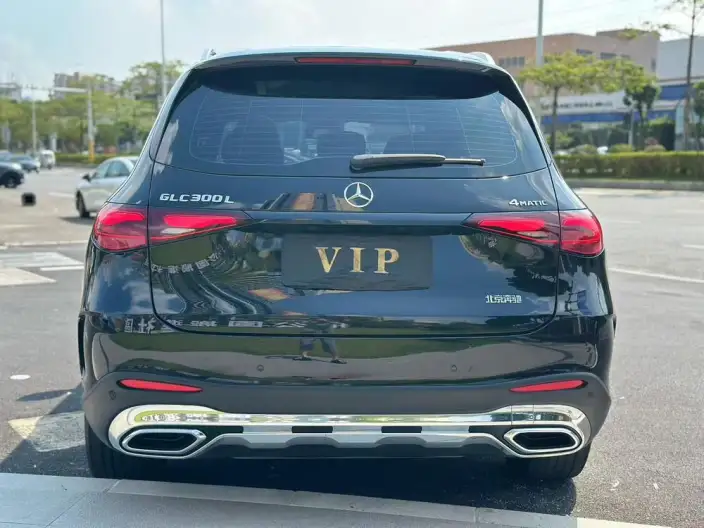 Mercedes-Benz GLC 2024 Model GLC 260 L 4MATIC Luxury Model 5 seat – фото 5