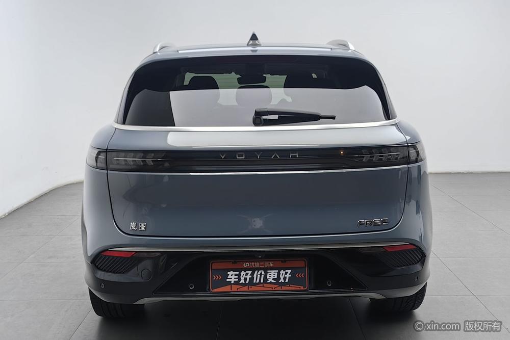 VOYAH FREE 2021 AWD Standard Extended-Range Exclusive Luxury Pack