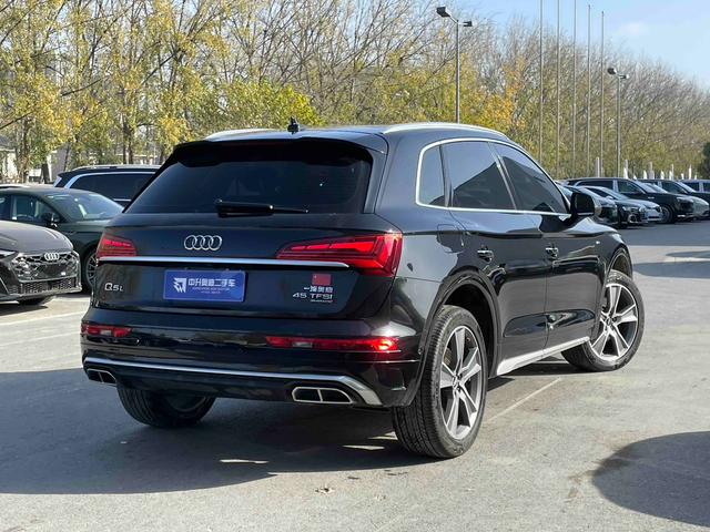 Audi Q5L 2022 45 TFSI Luxury Dynamic – фото 4