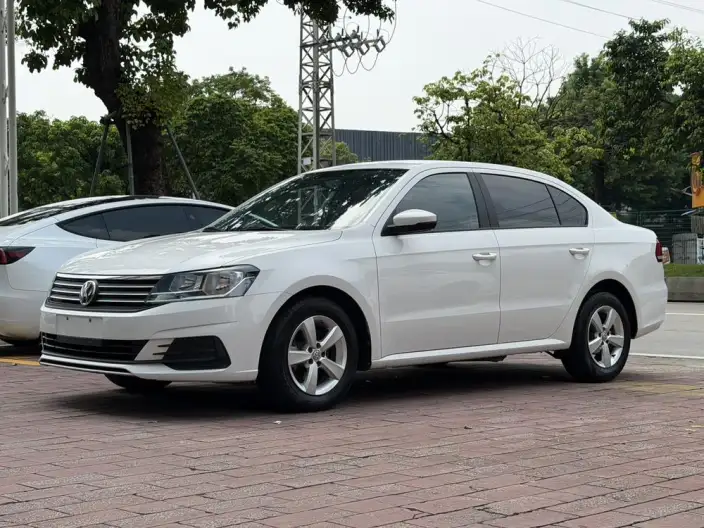 Volkswagen Lavida 2019 Model Voyage 1.5L Automatic Fashion edition China VI – фото 1