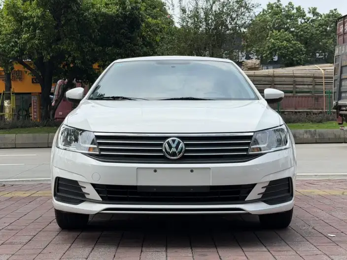 Volkswagen Lavida 2019 Model Voyage 1.5L Automatic Fashion edition China VI – фото 2
