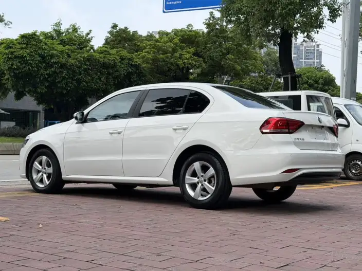 Volkswagen Lavida 2019 Model Voyage 1.5L Automatic Fashion edition China VI – фото 4