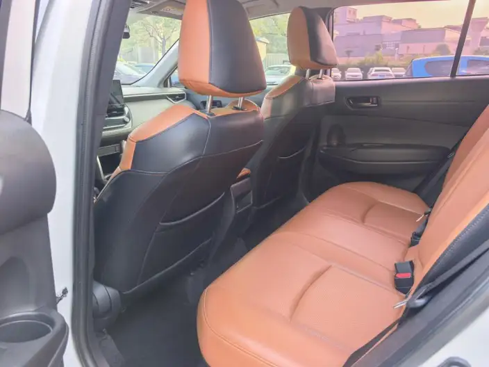 Toyota Corolla Cross 2024 Model 2.0L Intelligent Hybrid Pioneer Edition – фото 10