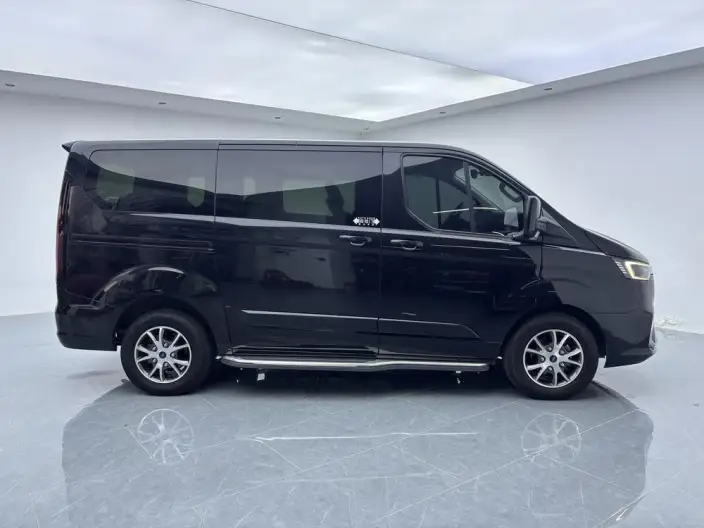 Tourneo 2023 Model 2.0T Automatic Enjoy Edition – фото 8