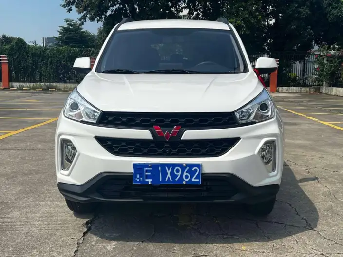 Wuling Hongguang S3 2019 Model 1.5L Manual Standard Model China VI – фото 2