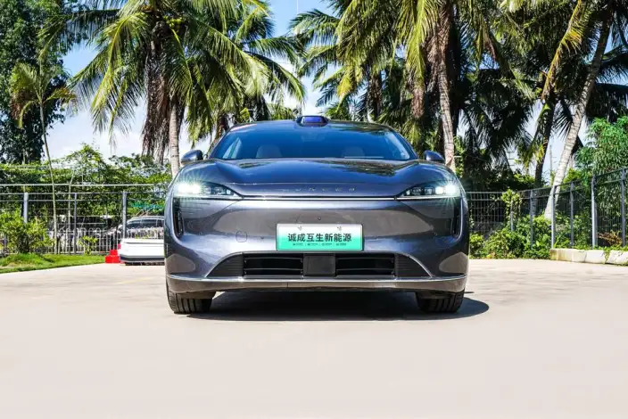 Luxeed R7 2024 Model EV 82kWh Max Rear Drive Edition