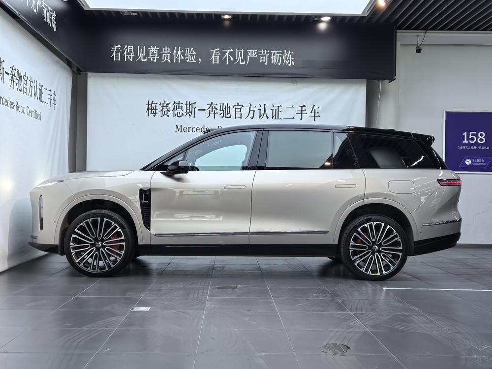NIO ES8 2026 6 seat 行政 Signature Edition