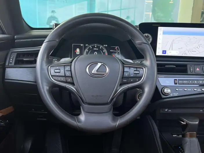 Lexus ES 2022 Model 200 Superior Edition – фото 10